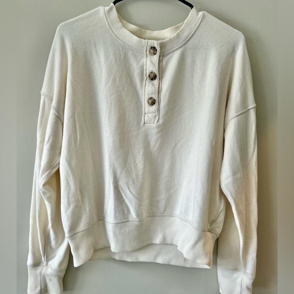American Eagle Outfitters Tops - American Eagle Outfitters Off-White Ribbed Collar Sweatshirt